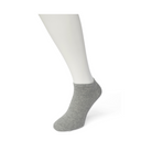 Bonnie Doon grijze sneakersok voor dames gedragen op mannequinvoet laag uitgesneden model gefotografeerd tegen witte achtergrond