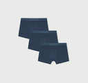 Organic Basics 3-pack blauwe boxershorts, flat-lay opname van zachte, ademende boxers van lyocell.